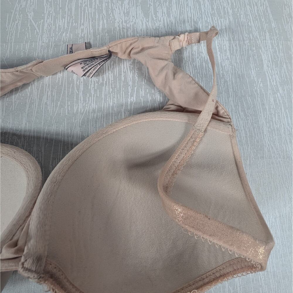 Victoria's Secret Nude Bra - Picture 4 of 6